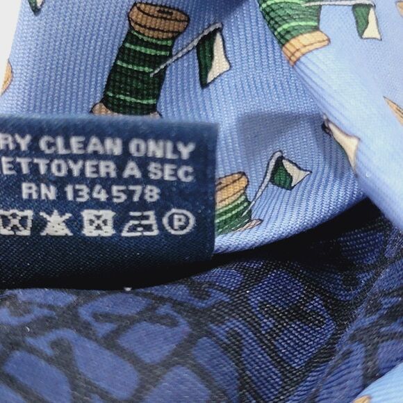 Vineyard Vines 100% Silk Tie Sewing Thread Spool The Spindler Custom Collection - Picture 10 of 11